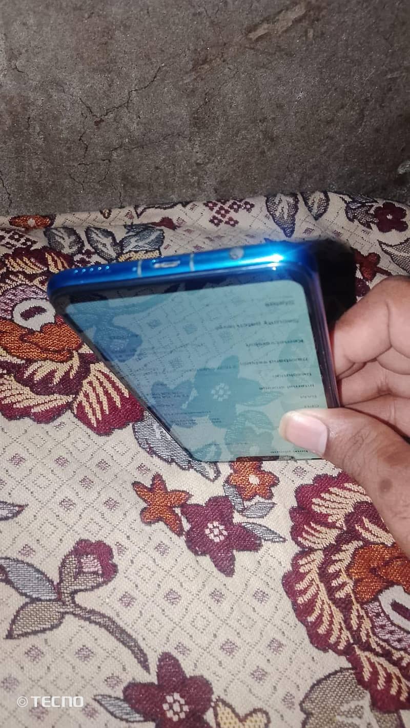 Huawei Nova 3i 7