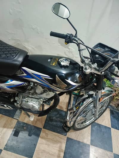 Honda CG 125 2025