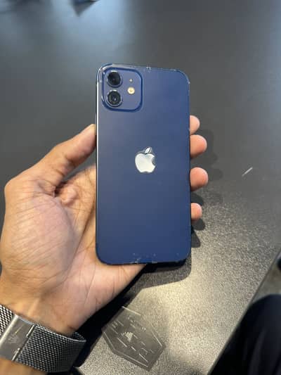 Apple iPhone 12