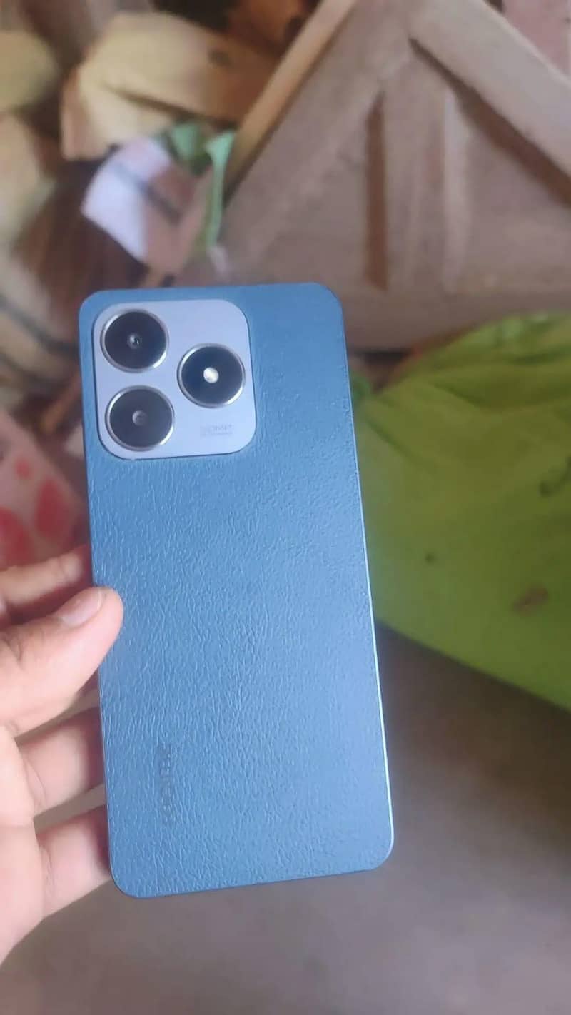Realme C63 0