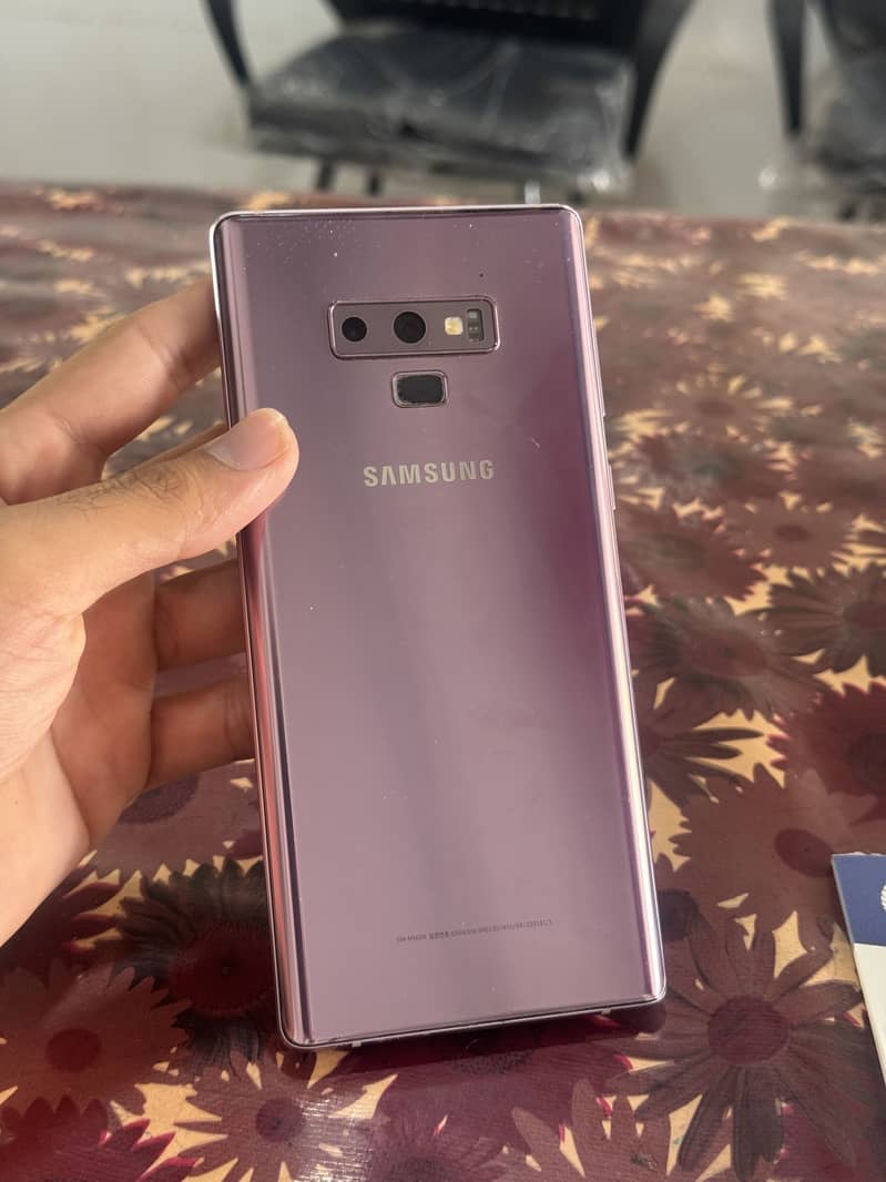 Samsung Mobile Note 9 1