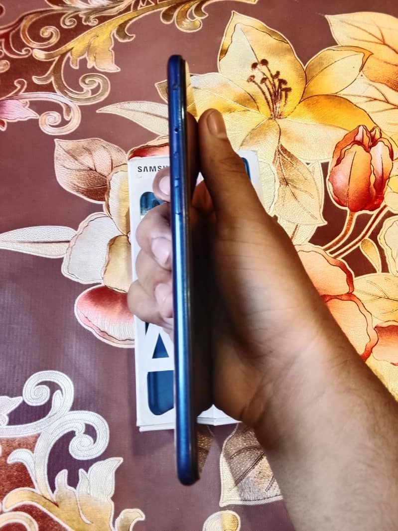 Samsung Mobile A10S 5