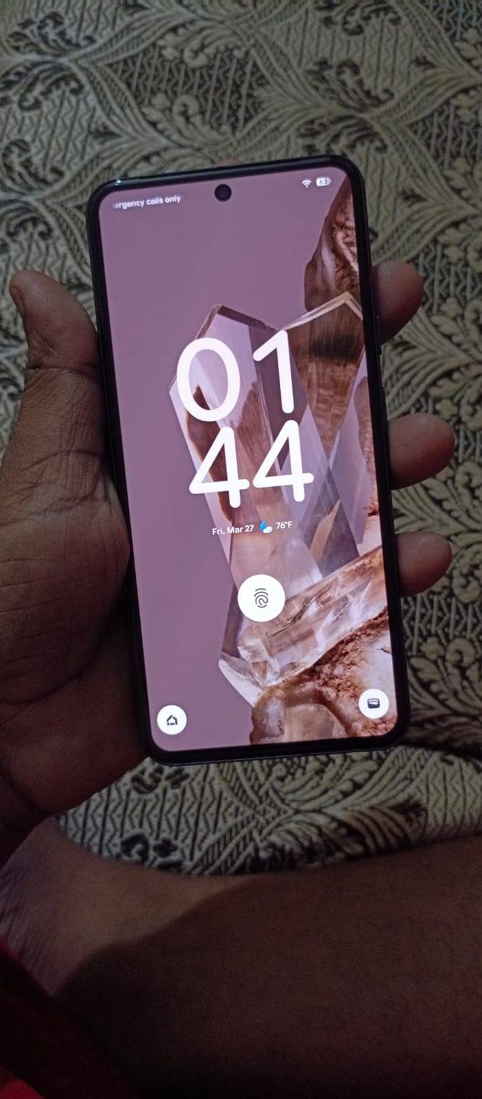 Google Pixel 8 5