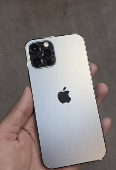 Apple iPhone 12 Pro