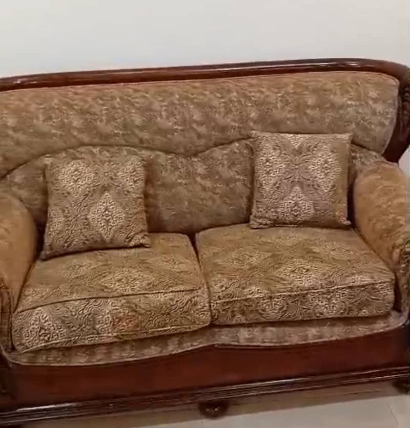 7 seater sofa set 0