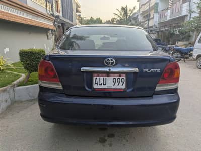 Toyota Platz 2004