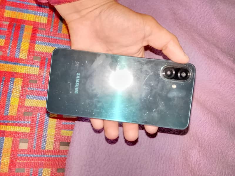 Samsung Mobile A20 2