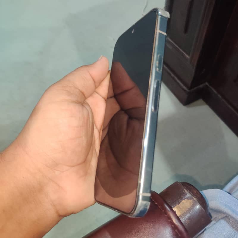 Google Pixel 9 Pro 3