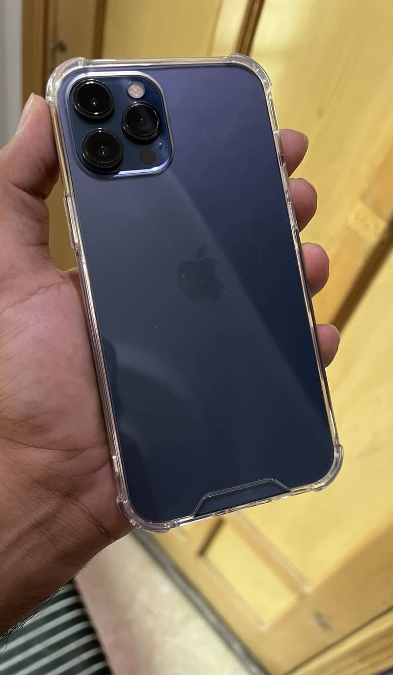 Apple iPhone 12 Pro Max 4