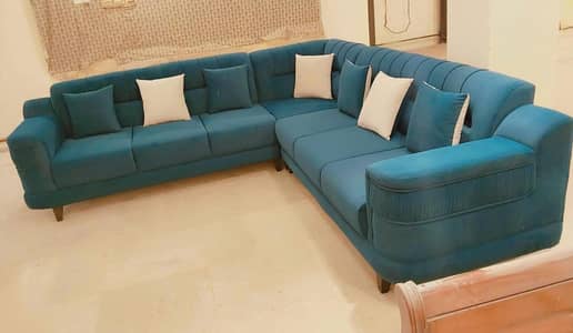L-shaped zinc blue velvet