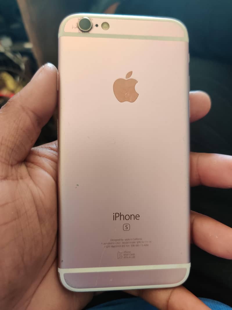 Apple iPhone 6S 1