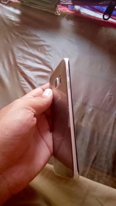 Samsung Mobile S6 Edge