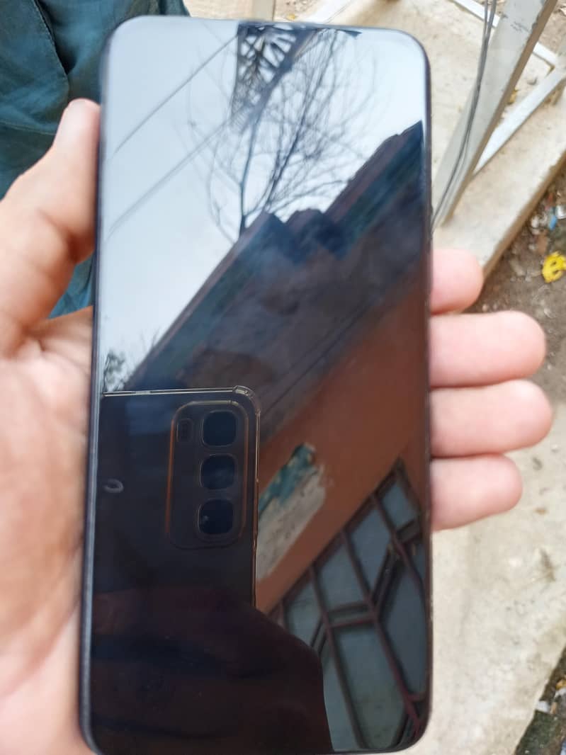 Vivo V21 1