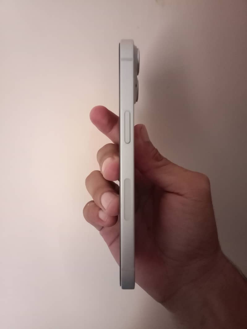 Apple iPhone 14 0
