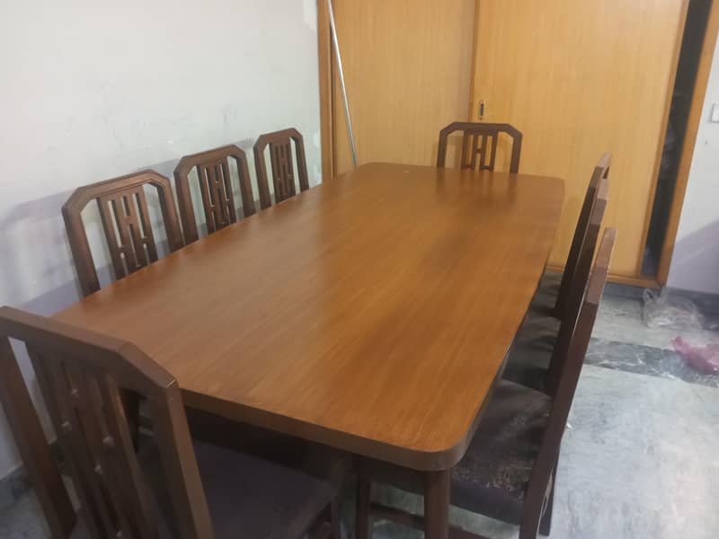Dining Table 0