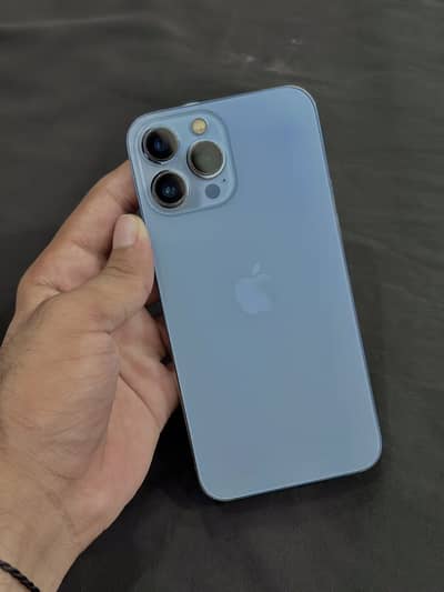 Apple iPhone 13 Pro Max.  03290640854