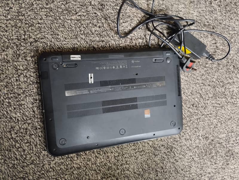 HP LAPTOP 6