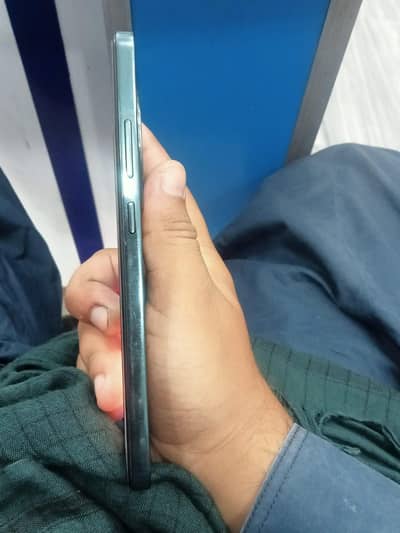 OPPO Reno 12f