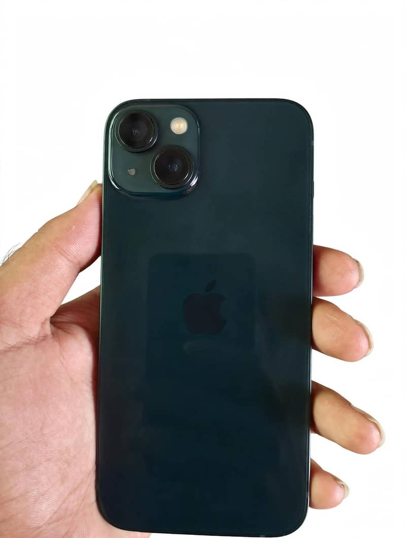 Apple iPhone 13 5