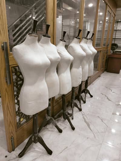 Female Mannequin Dummy / Dress Display Form for Sale