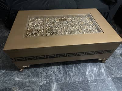 New stylish Center Table