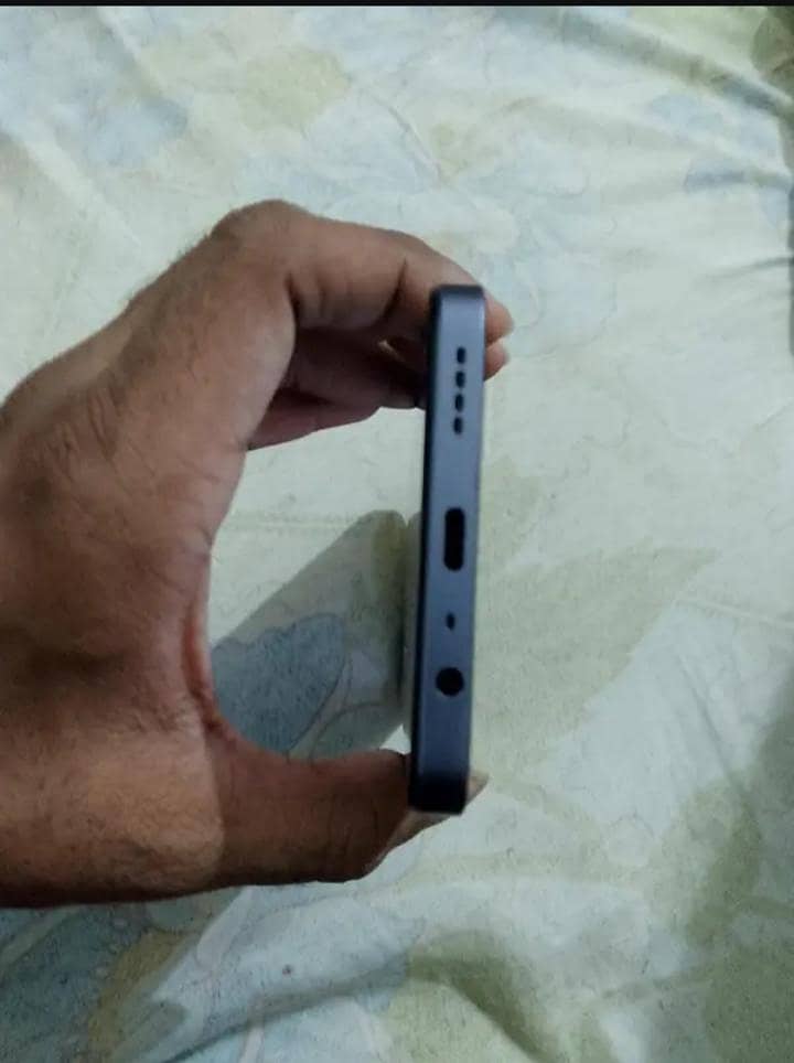 Realme Note 60 5