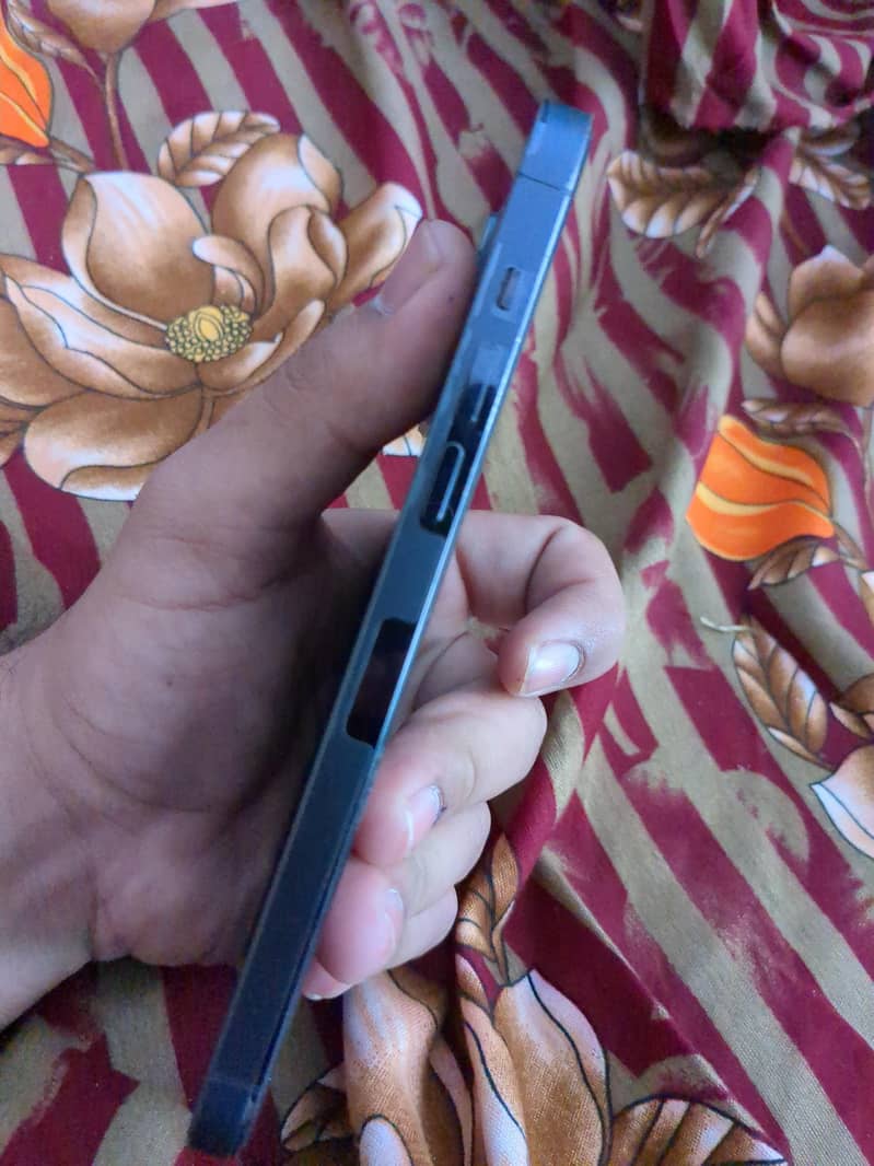 Apple iPhone 14 Pro Max 5