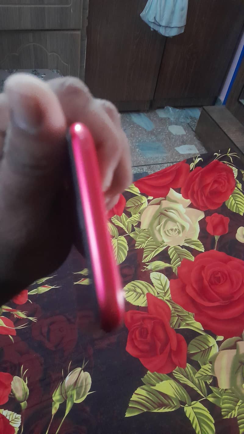 Apple iPhone 11 3