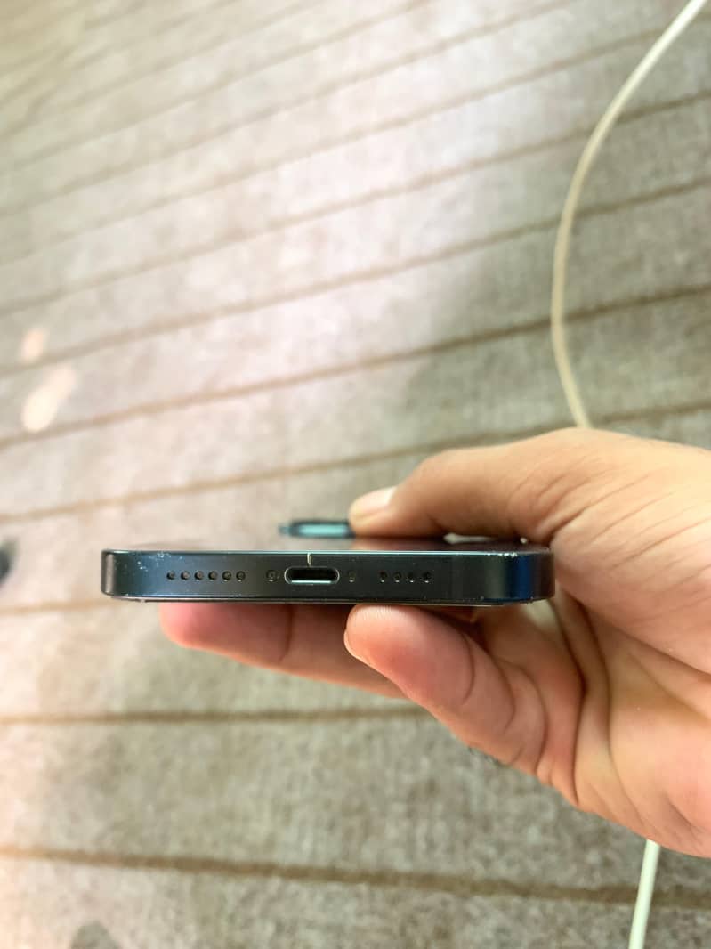 Apple iPhone 14 plus 4