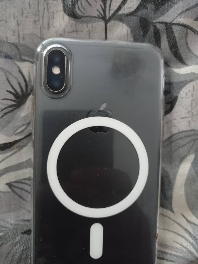Apple iPhone X 3