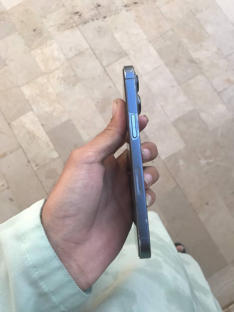 Apple iPhone 13 Pro 5