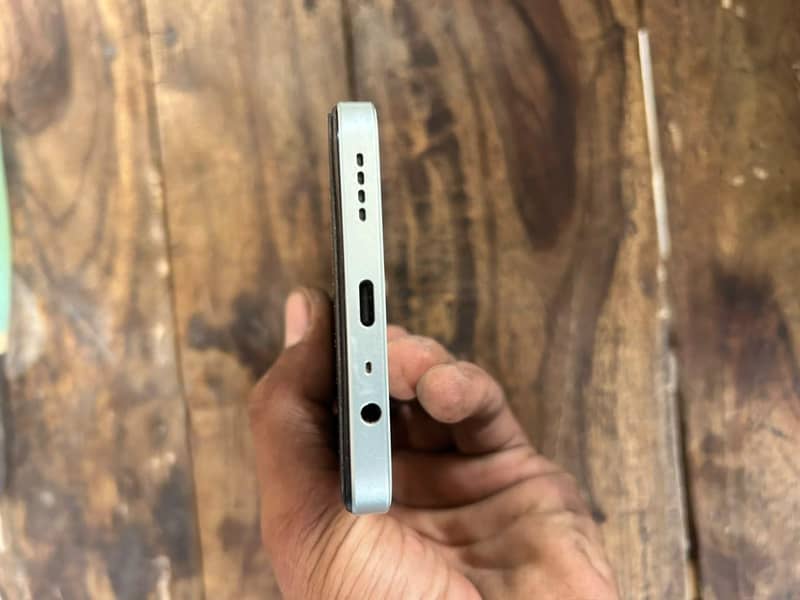 Realme Note 60x 3
