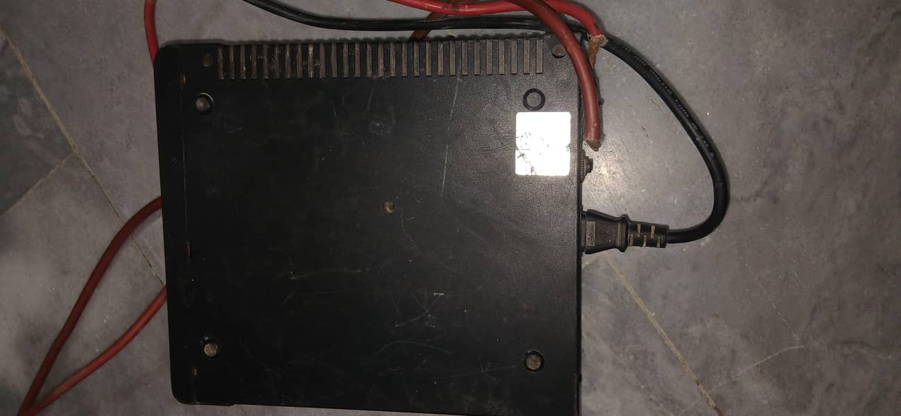 Ups 1kw 12v 3