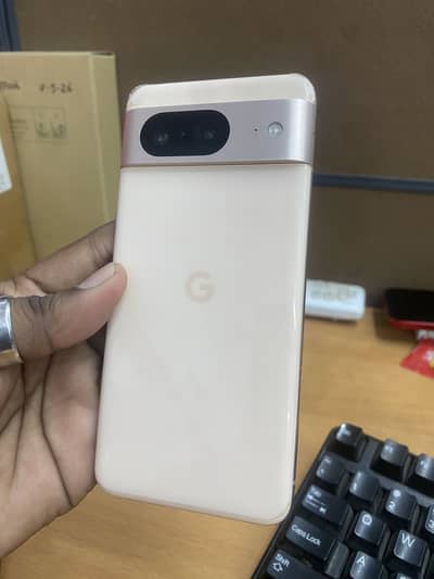 Google Pixel 8
