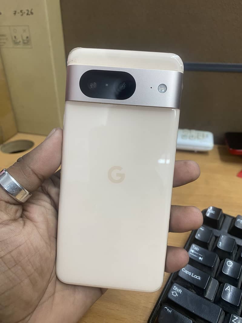 Google Pixel 8 1