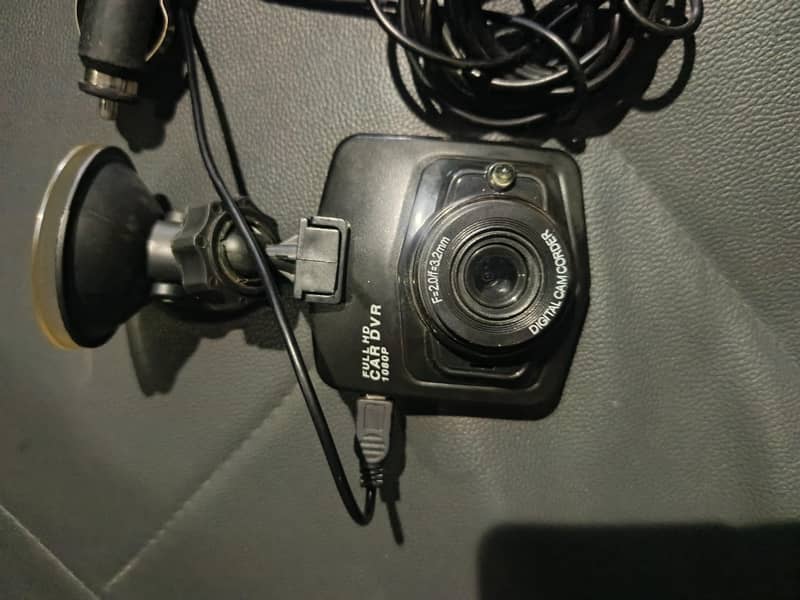 car dash cam 0