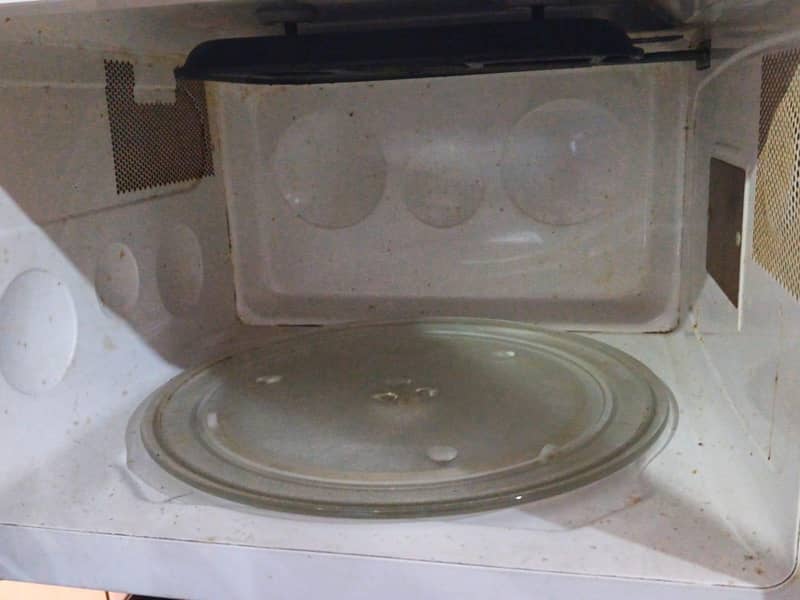 microwave oven 6