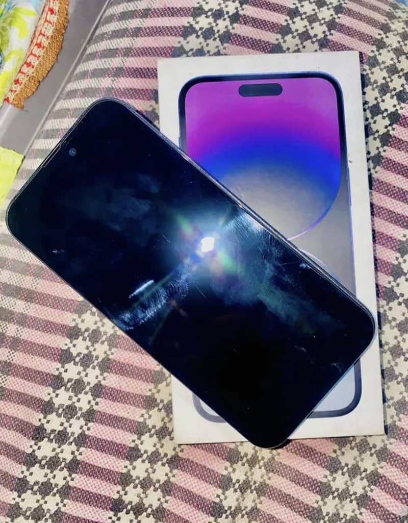 Apple iPhone 14 Pro Max 0