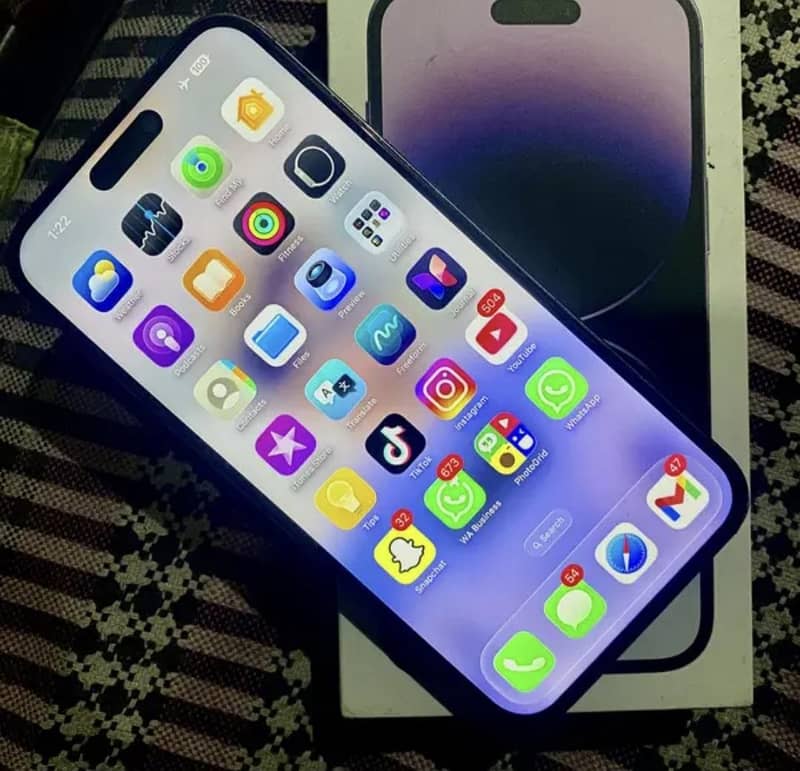 Apple iPhone 14 Pro Max 1