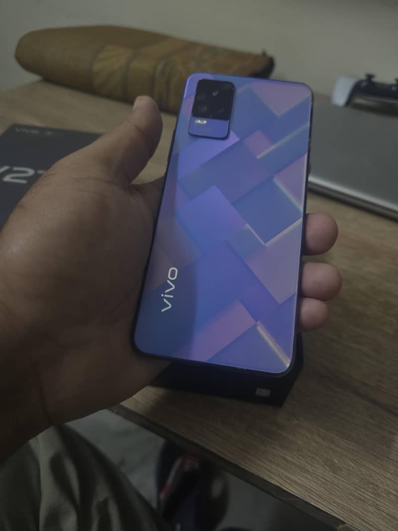 Vivo V21e 0