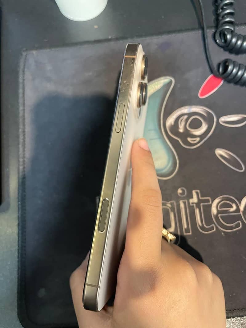 iPhone 16 Pro Max 256GB | Dual eSIM | Mint Condition 4