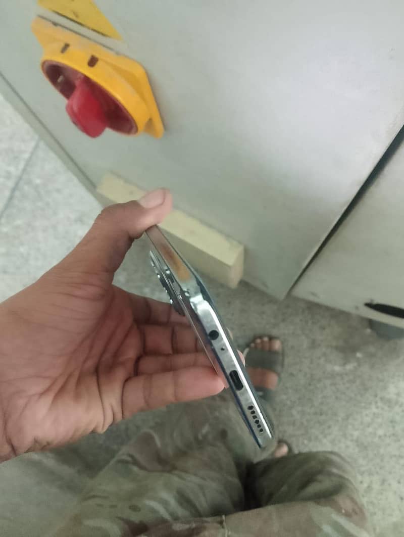 Tecno SPARK 30 Pro 1