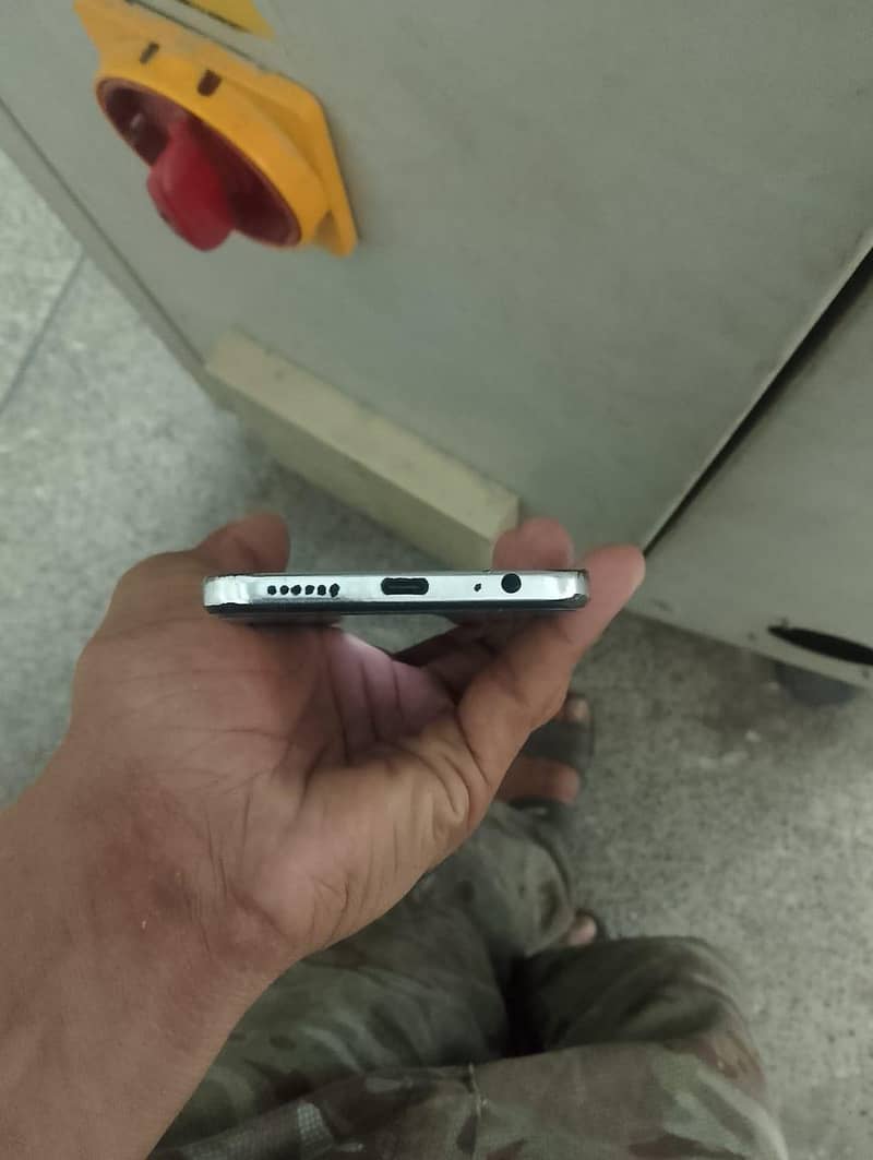 Tecno SPARK 30 Pro 9