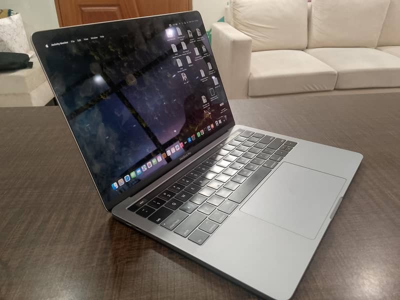 MacBook pro 0
