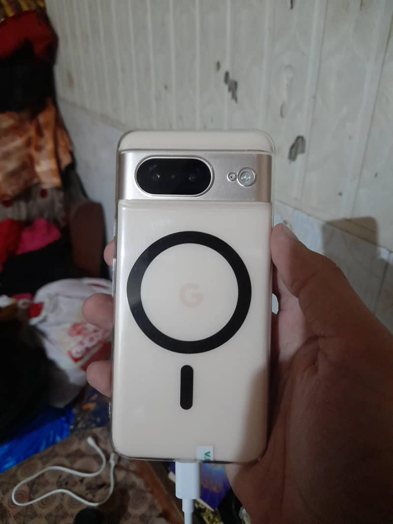 Google Pixel 8 1