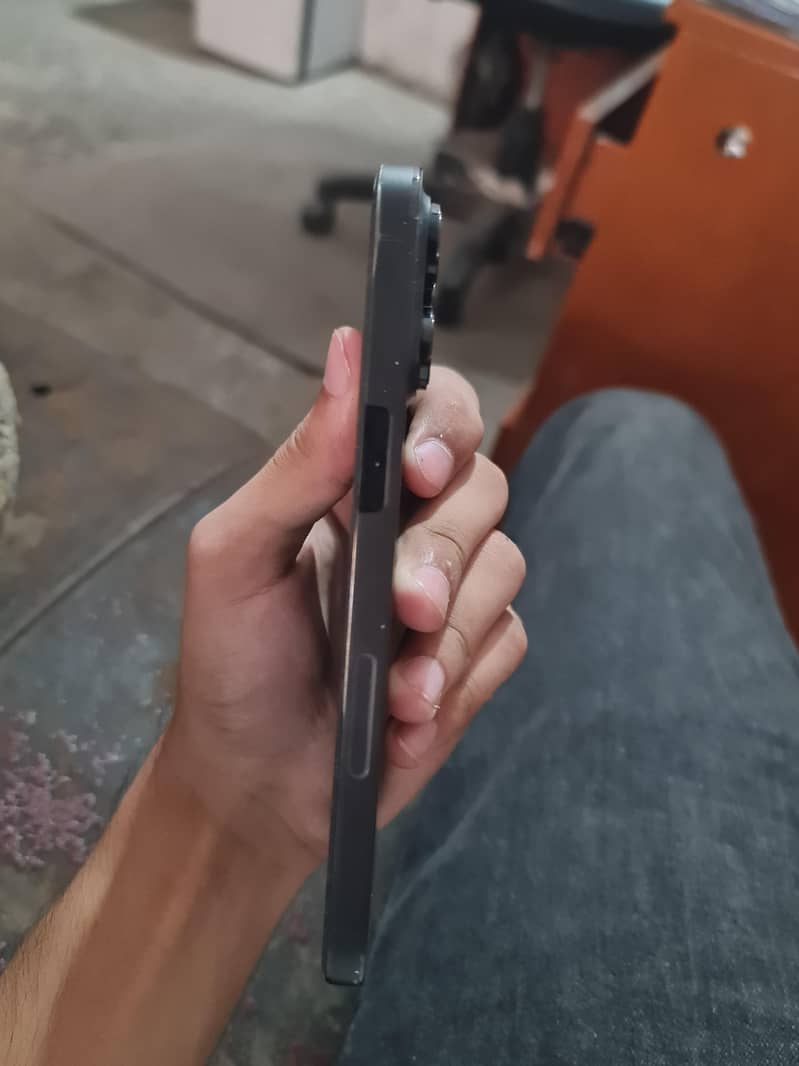 Apple iPhone 14 Pro Max 3