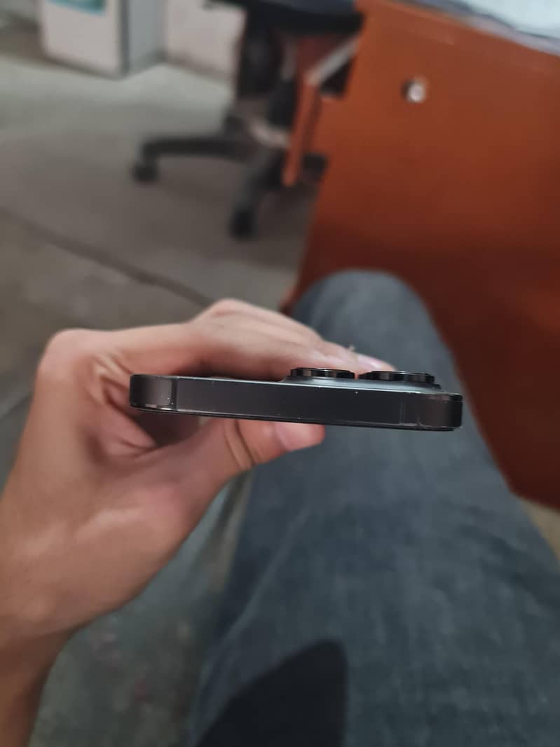 Apple iPhone 14 Pro Max 5