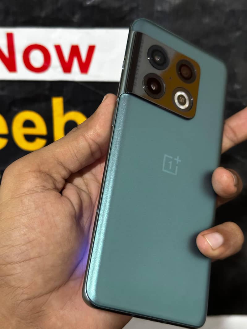 One Plus 10 Pro 1
