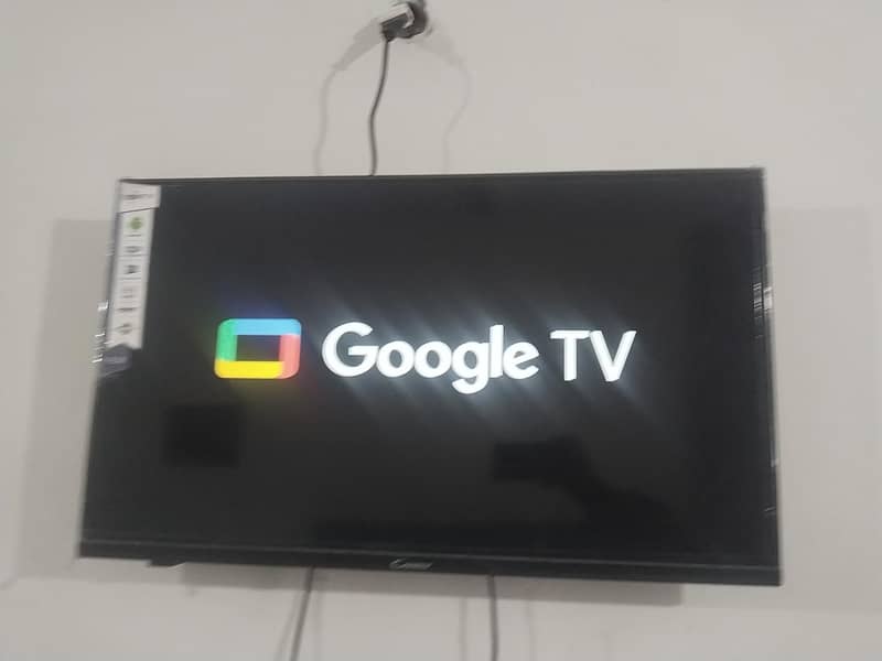 smart LED TV 0