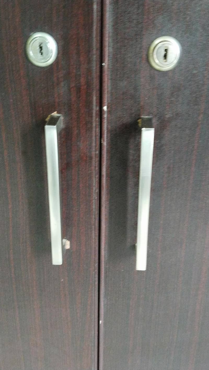 Wardrobe cabinet 2